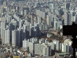 토허구역 규제도, 실거주 의무도 없다”…성동구 아파트 경매에 39명 몰린 매수자들 기사 이미지