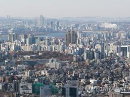 정부 규제에 경매는 과열…서울 아파트 낙찰가율 4년 만에 최고 기사 이미지